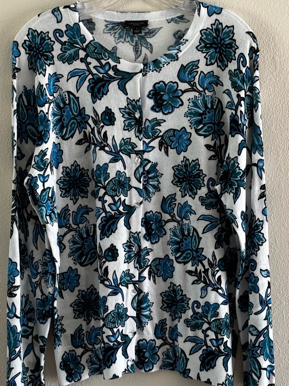 Talbots Blue Floral Button-Front Women’s Cardigan Long Sleeve Sweater Size XL